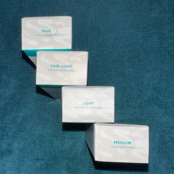 Thrive Causemetics CC Cream SPF 35 + Makeup Bag  YOU CHOOSE SHADE - Picture 10 of 10